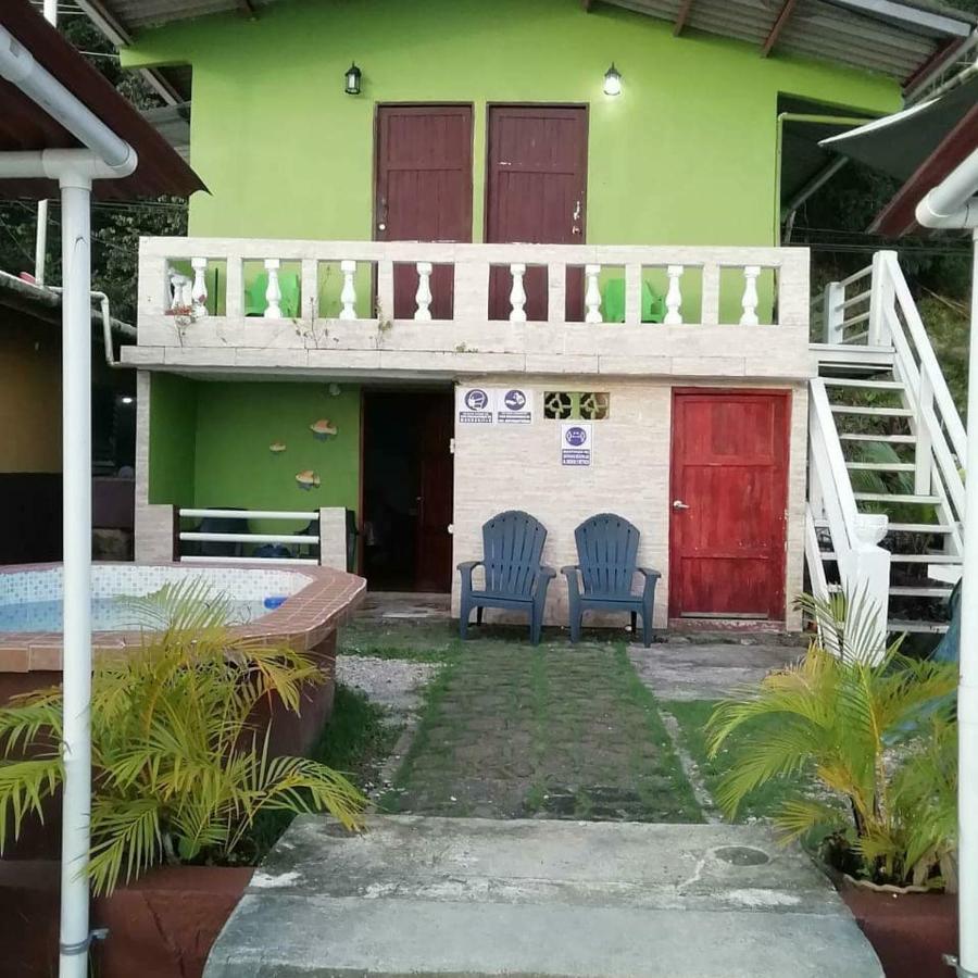 Ofiuras Hostal Colon Exterior photo