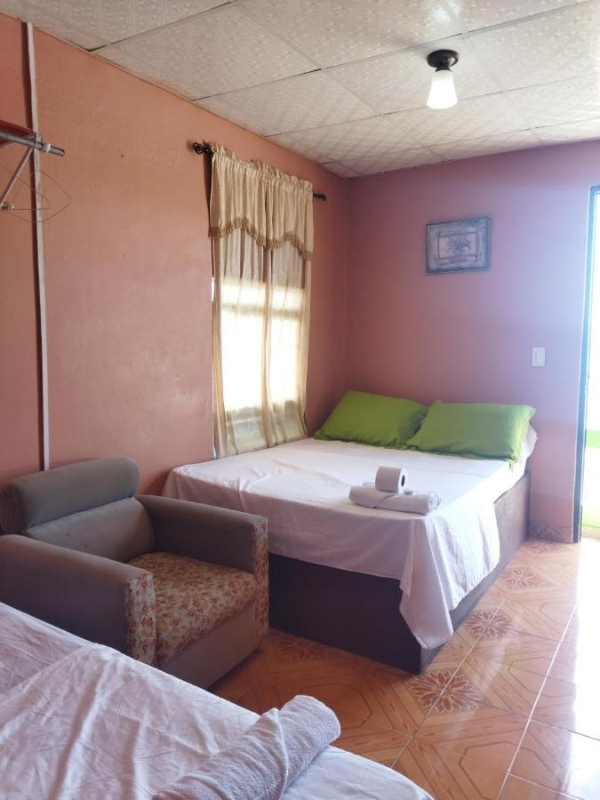 Ofiuras Hostal Colon Exterior photo