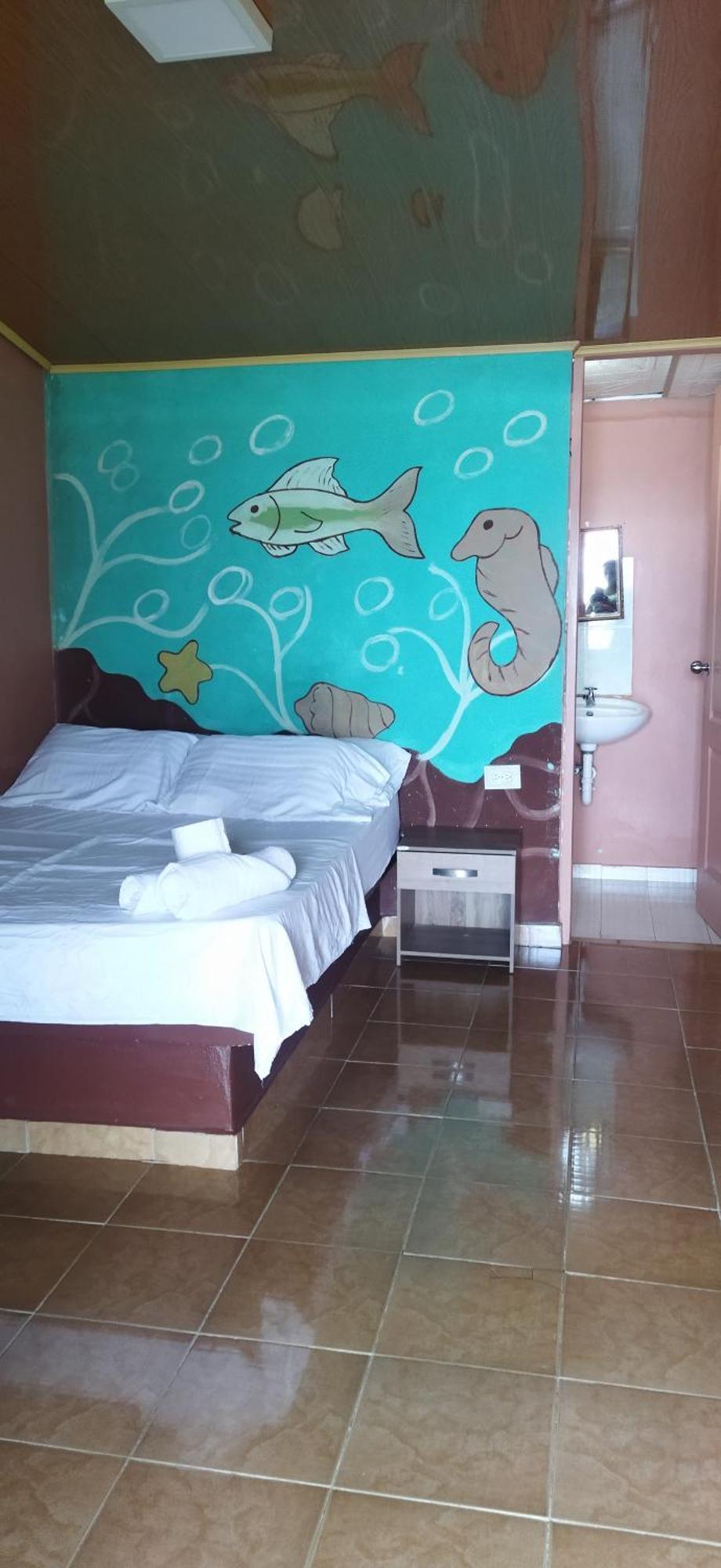 Ofiuras Hostal Colon Exterior photo
